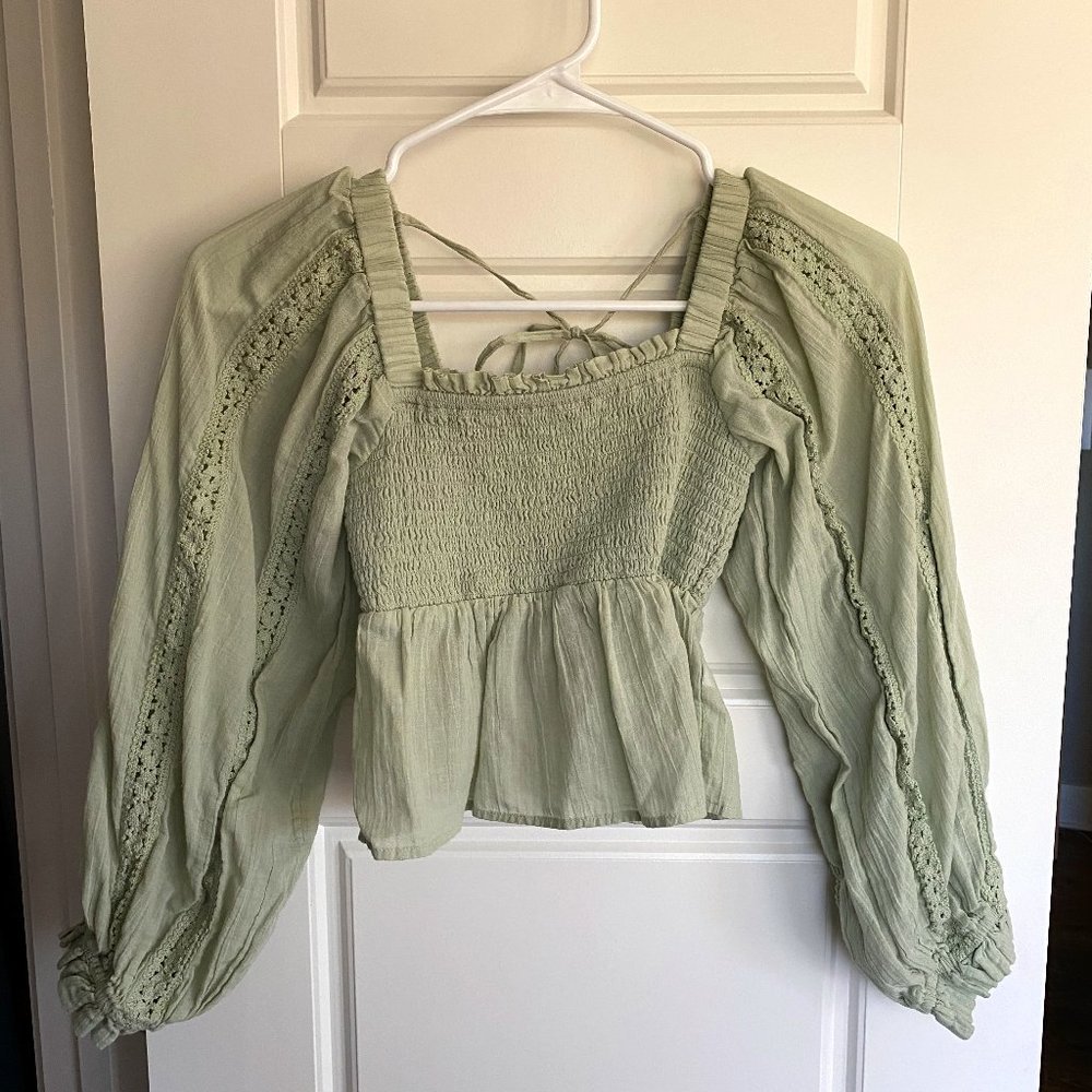 NEVER WORN American Eagle top